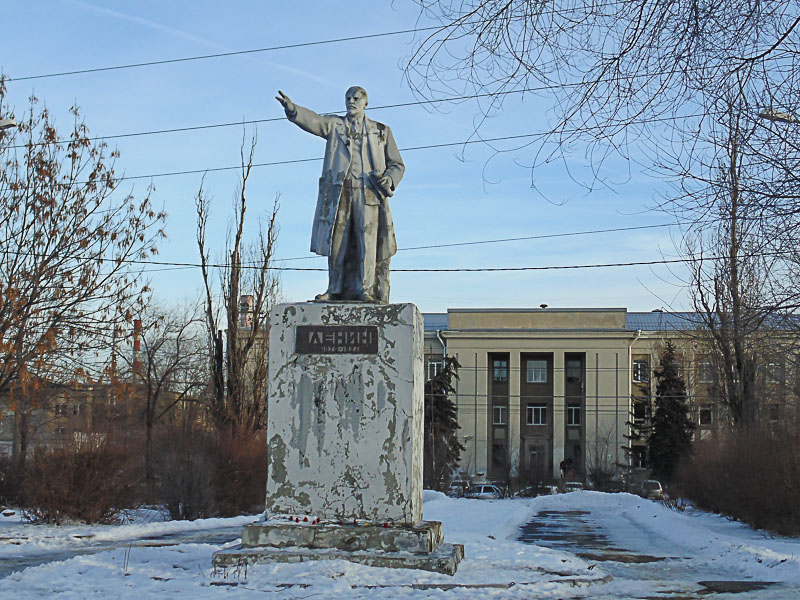 Памятник Ленину в Советском районе. Фото Волгограда