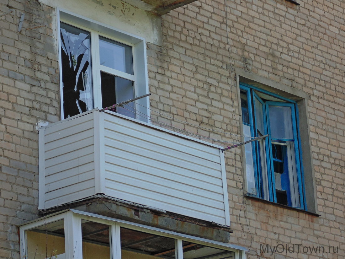 Взорвавшийся дом. Волгоград проспект Университетский, 60. Вид со двора. Фото