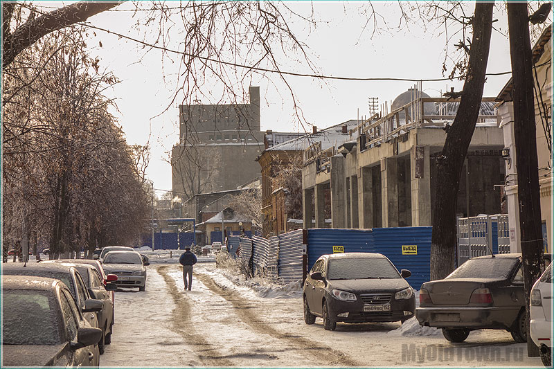 Улица Марата. Фото Нижнего Новгорода. Заброшенная стройка и элеватор
