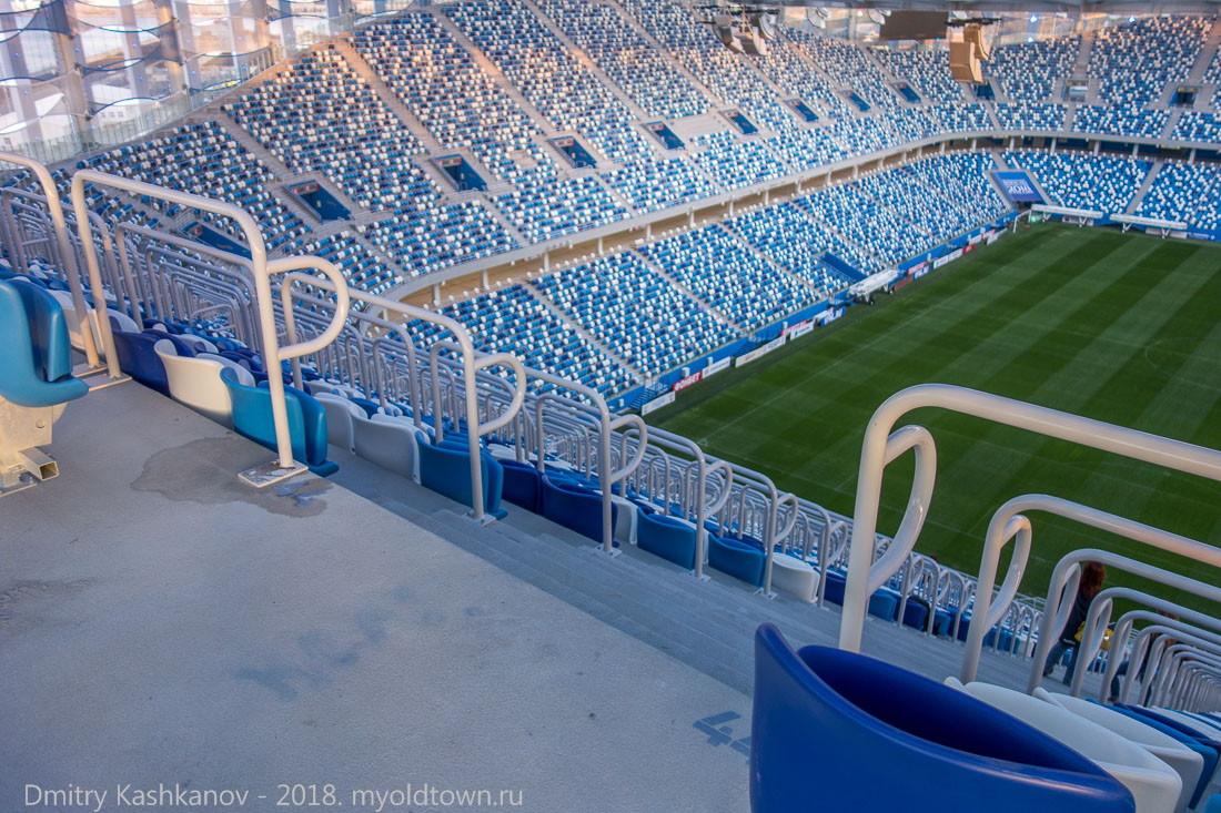 Фото с самого верхнего ряда трибуны B. Стадион Нижний Новгород