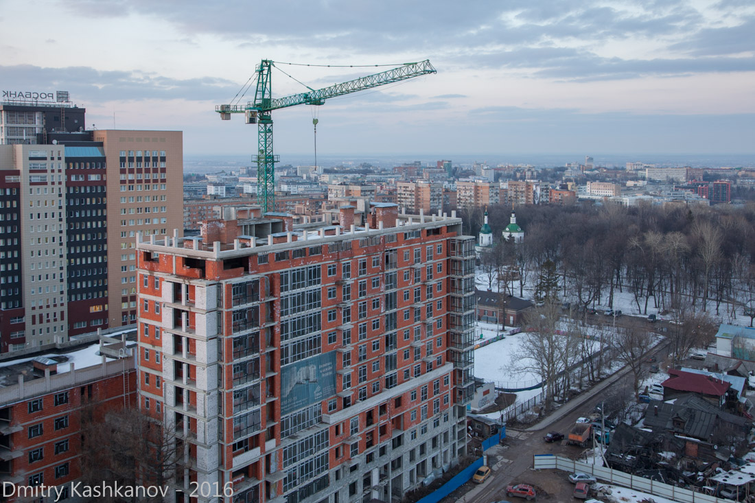 Новые дома на Славянской. Фото с дома 64 по ул. Белинского