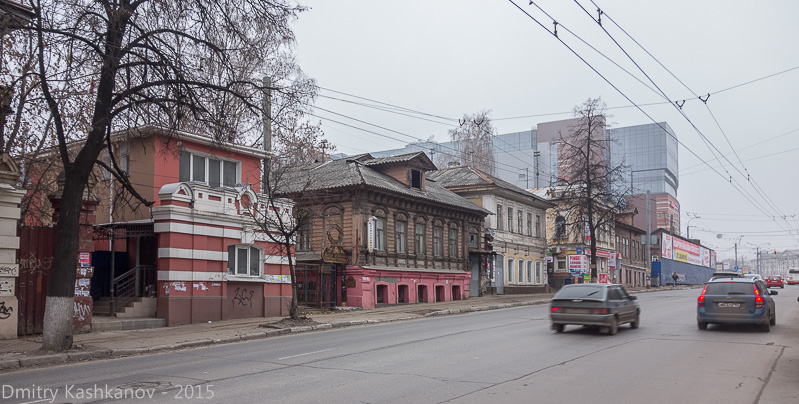Улица Большая Покровская между площадями Горького и Лядова. Фото 2015 года