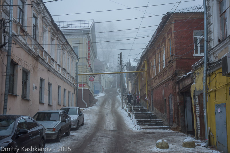 Почтовый съезд. Вид с ул. Рождественской. Туман