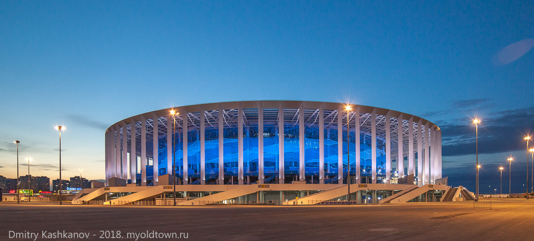 Стадион Нижний Новгород. Вечернее фото с подсветкой