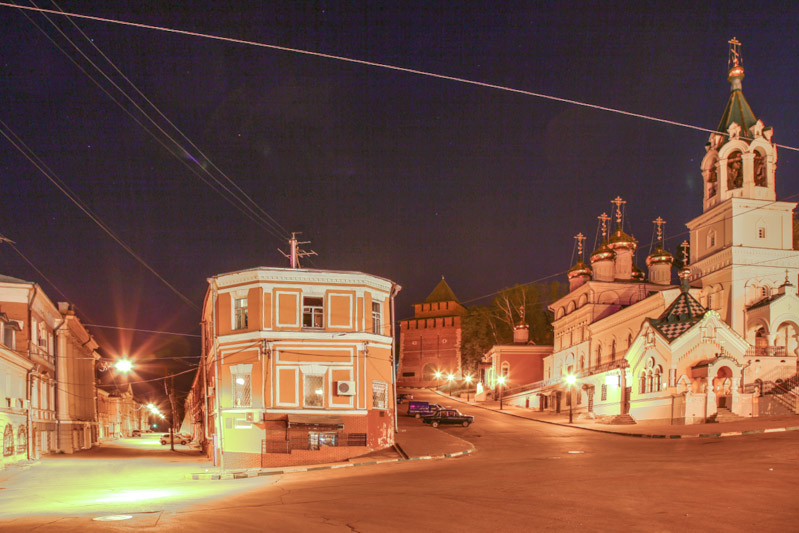 Кожевенная улица и Ивановский съезд. Ночное фото