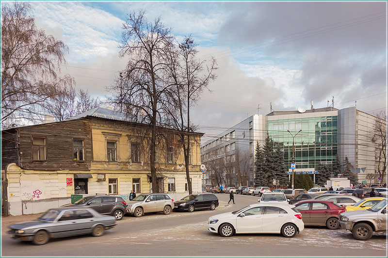 Перекресток улиц Звездинка и Алексеевской. Фото Нижнего Новгорода