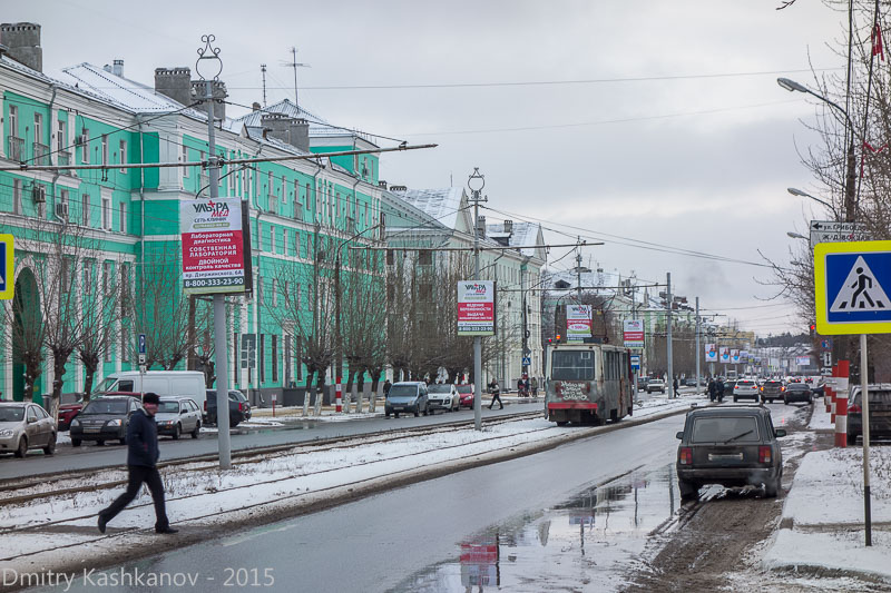 Фото проспекта Ленина в Дзержинске с трамваем. Фото 2015 г.