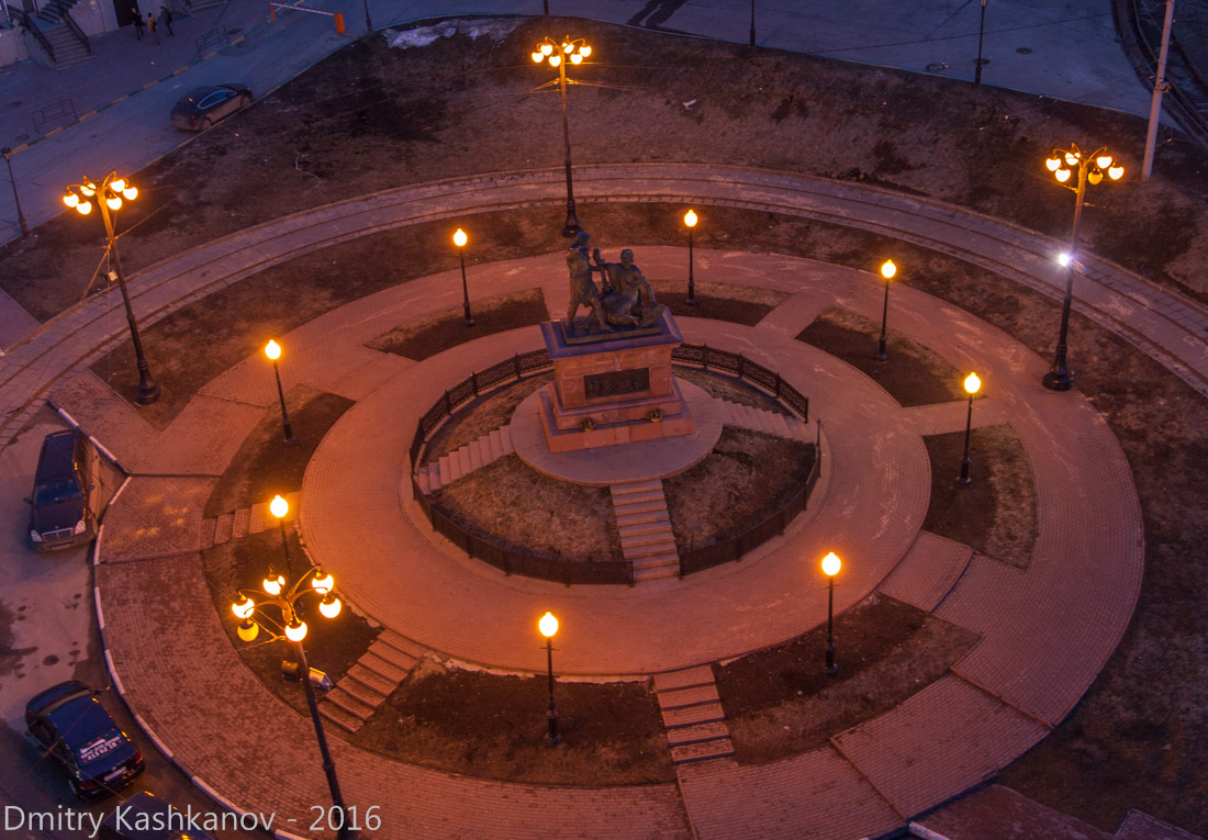 Площадь народного единства. Памятник Минину и Пожарскому. Фото