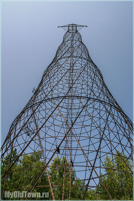 Башня Шухова. Высота 128 метров. Вид снизу.  Фото