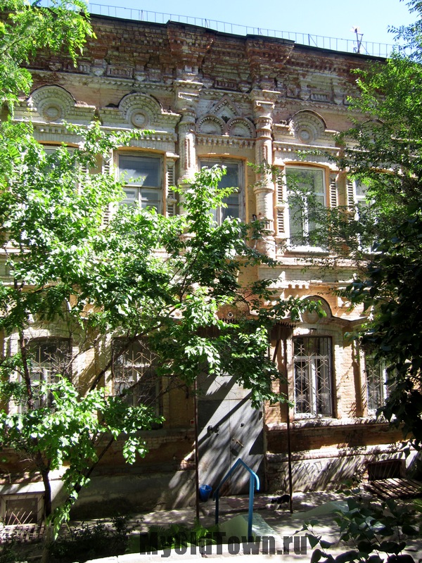 Улица Балашовская дом 13. Фото Волгограда