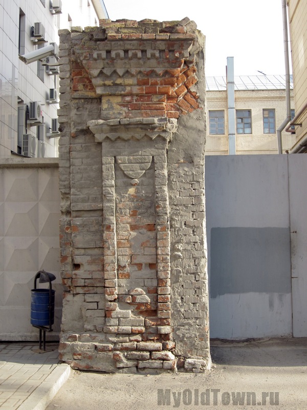 Остатки старинных ворот. Улица Ковровская, 13 Фото Волгограда