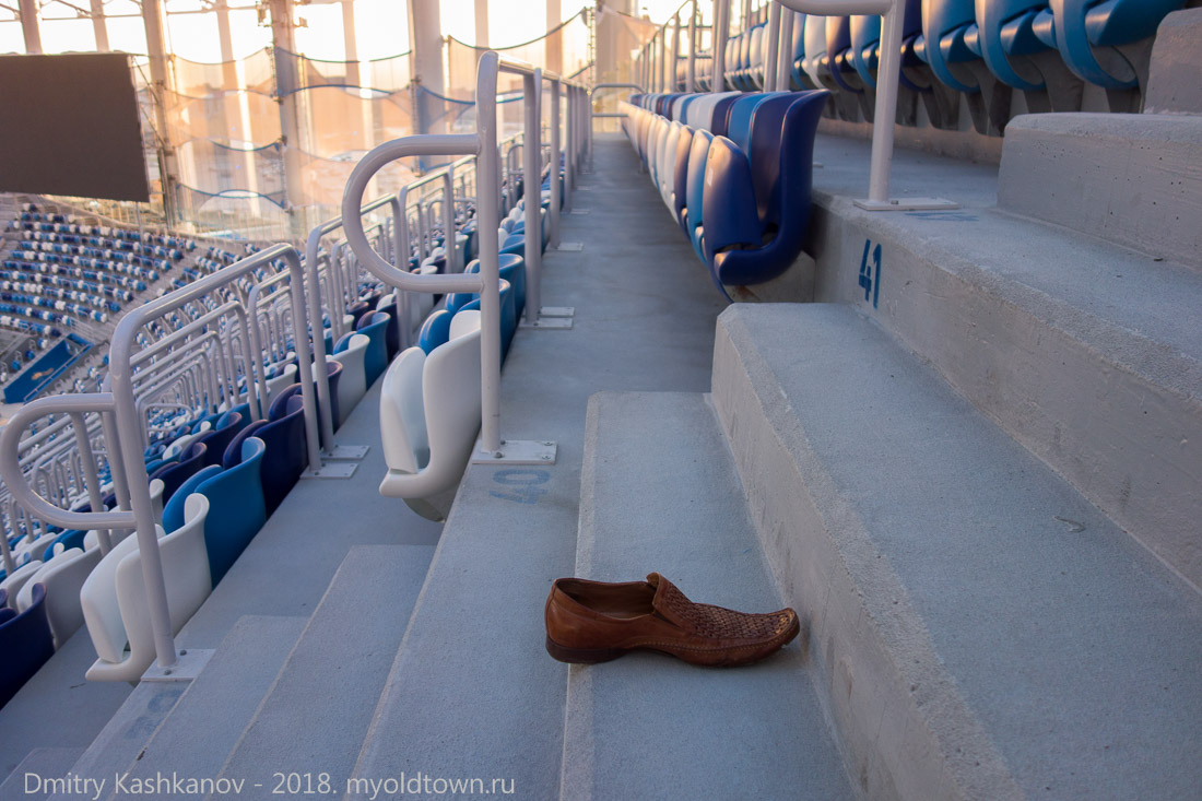 Стадион Нижний Новгород. Длина ступеней. Требуется осторожность при спуске