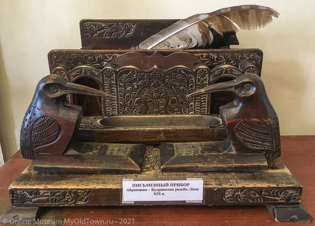 Резной деревянный письменный прибор. XIX век