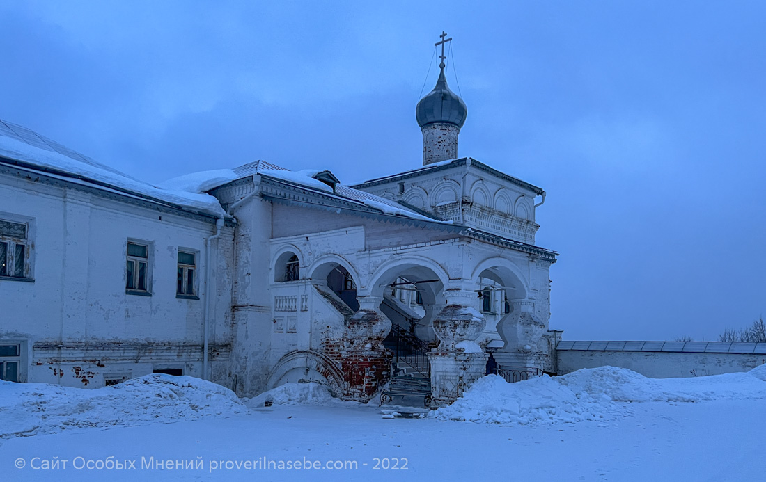 Церковь Иоанна Лествичника. Троице-Никольский монастырь. Город Гороховец. Зимнее утро