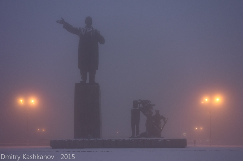 Памятник Ленину на площади Ленина в Нижнем Новгороде. Фото