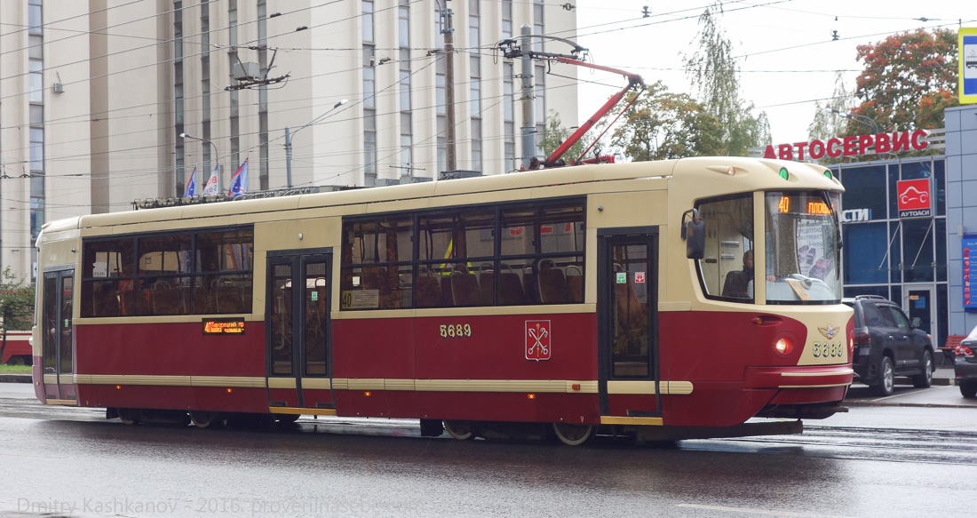Фото современного трамвая 40 маршрута. Санкт-Петербург